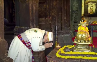 PM Modi in badri kedar, Uttarakhand | बद्री केदार के दर्शन करके धन्य हो गया : पीएम मोदी