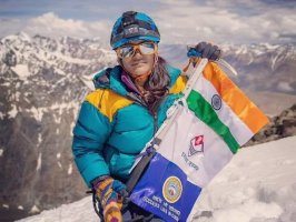 उत्तरकाशी की सविता कंसवाल ने दुनिया की सबसे ऊँची पर्वत चोटी माउंट एवरेस्ट का किया सफलतापूर्वक आरोहण