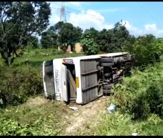 देहरादून के डोईवाला में बडा सड़क हादसा।
