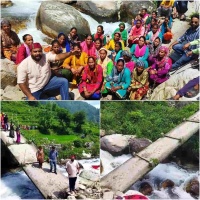 Uttarkashi News: जान जोखिम में डालकर स्कूल जाने को मजबूर हैं नौनिहाल, अभिभावकों ने दी उग्र आंदोलन की चेतावनी।