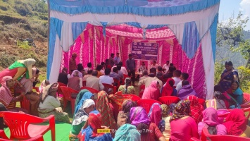 Tehri news: "सरकार जनता के द्वार" 6 दिवसीय जनपद भ्रमण पर विशेष क्रियान्वयन अधिकारी संजीव कुमार शर्मा। 