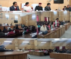 Tehri जिला पंचायत अध्यक्ष सोना सजवाण की अध्यक्षता में 2024-25 के लिए अनुमानित 56करोड 40 लाख का बजट पारित। 
