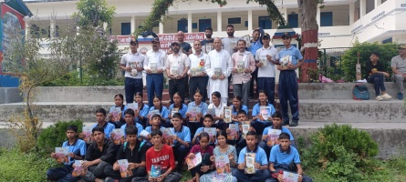 कीर्ति इंटर कॉलेज उत्तरकाशी में बाल फ़िल्म के द्वारा छात्रों को किया प्रेरित